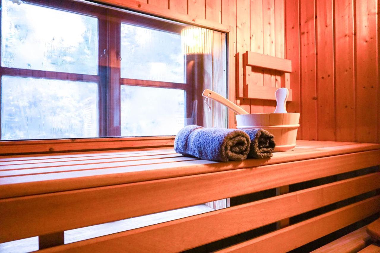 Ruhe Unter Reet-Haus Mit Sauna, Whirlpool Und Kamin Gnarrenburg Екстериор снимка