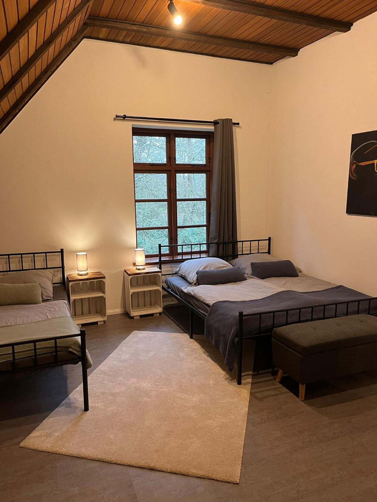 Ruhe Unter Reet-Haus Mit Sauna, Whirlpool Und Kamin Gnarrenburg Екстериор снимка