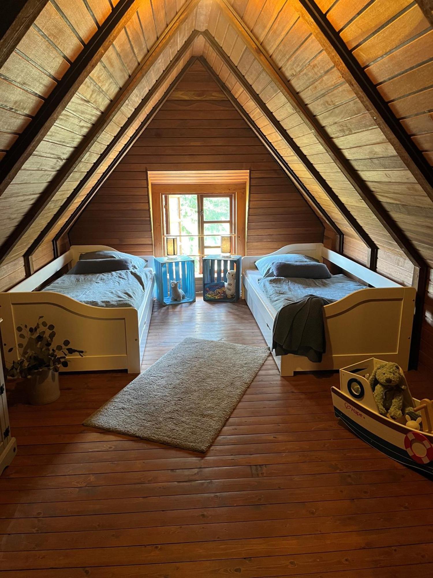 Ruhe Unter Reet-Haus Mit Sauna, Whirlpool Und Kamin Gnarrenburg Екстериор снимка